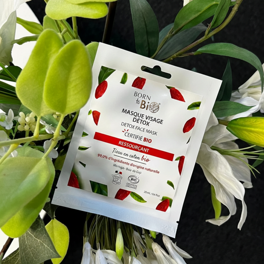 Maschera Detox ambientata