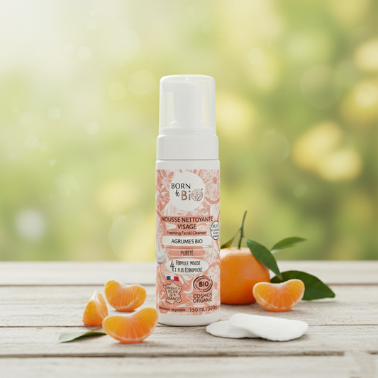 Mousse detergente agrumi ambientata